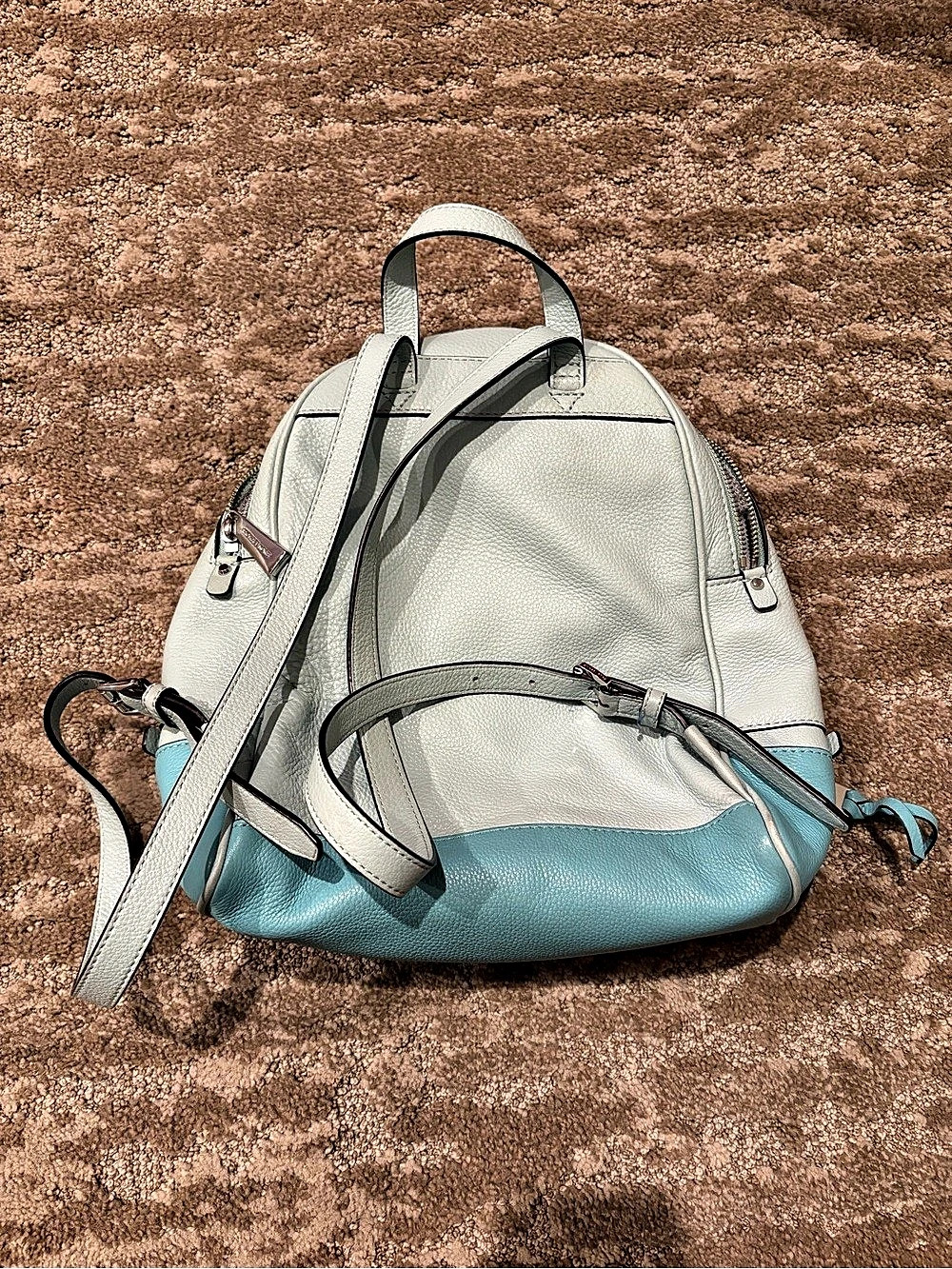Michael Kors Rhea Zip Medium Backpack Blue - Picture 2 of 3